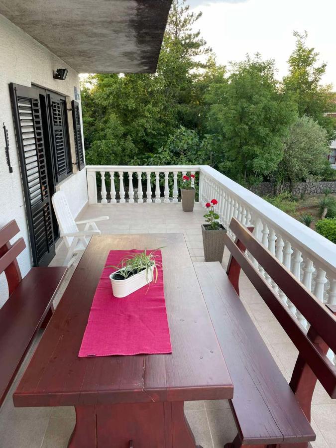 Apartman Kacic Sveti Ivan Dobrinjski Exterior foto