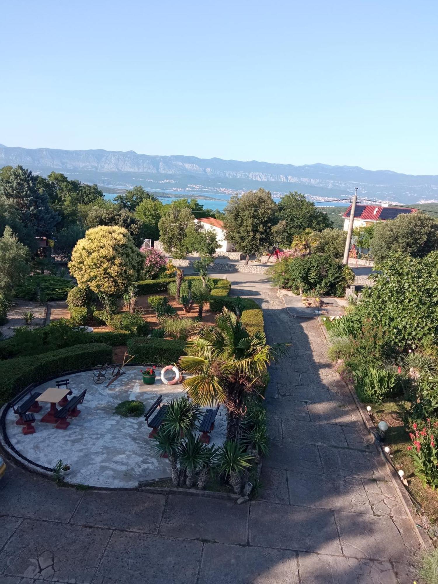 Apartman Kacic Sveti Ivan Dobrinjski Exterior foto